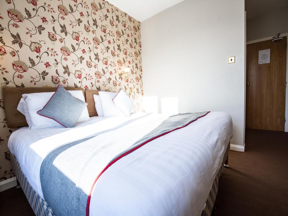 The Ben Mhor Hotel, Bar & Restaurant Grantown-on-Spey Zewnętrze zdjęcie
