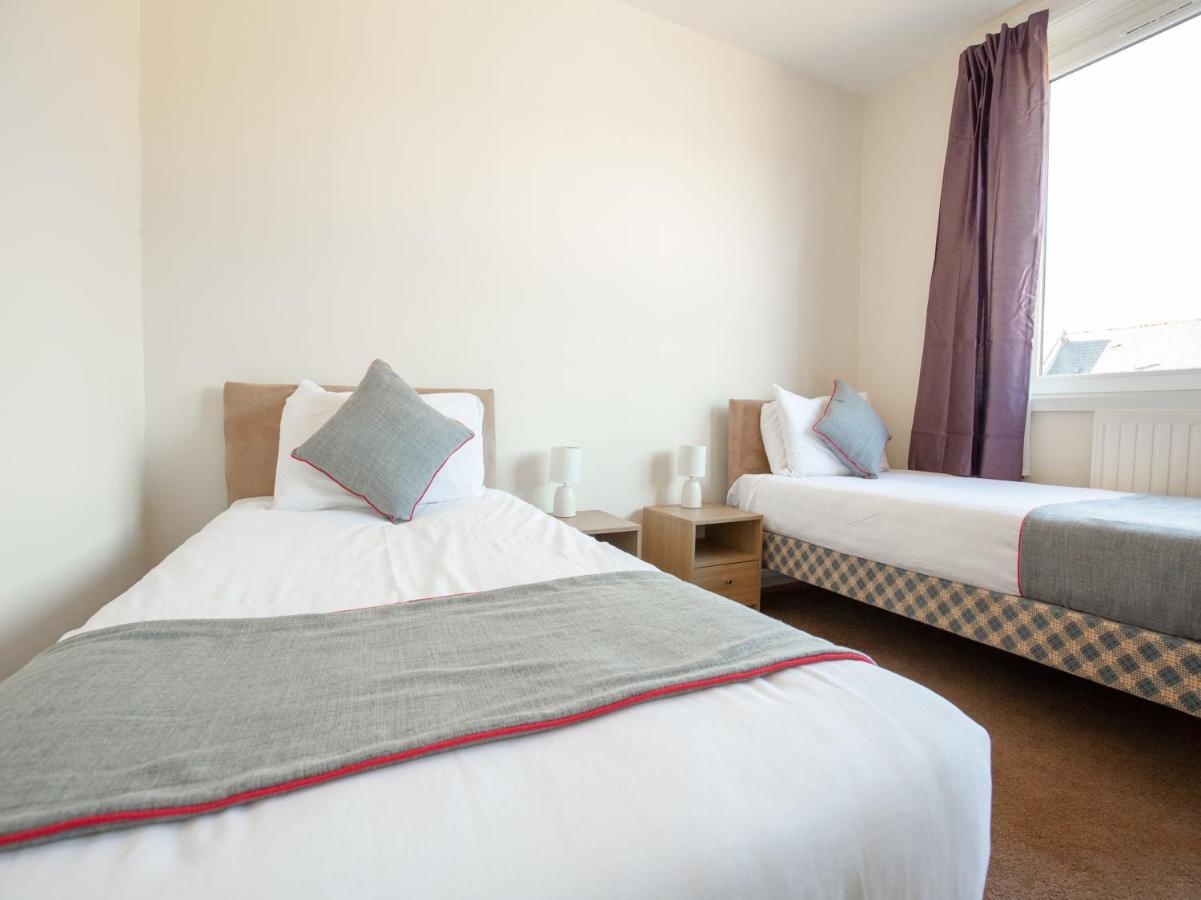 The Ben Mhor Hotel, Bar & Restaurant Grantown-on-Spey Zewnętrze zdjęcie
