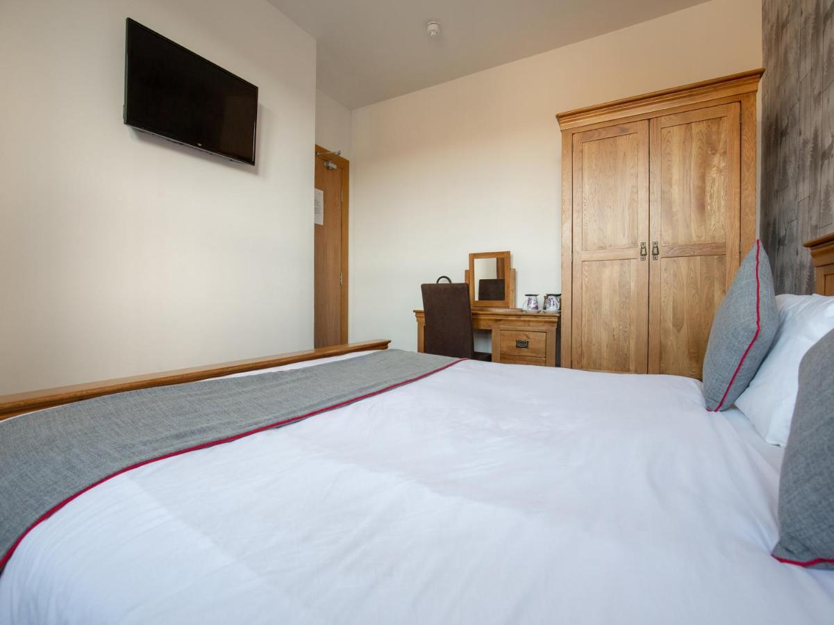 The Ben Mhor Hotel, Bar & Restaurant Grantown-on-Spey Zewnętrze zdjęcie